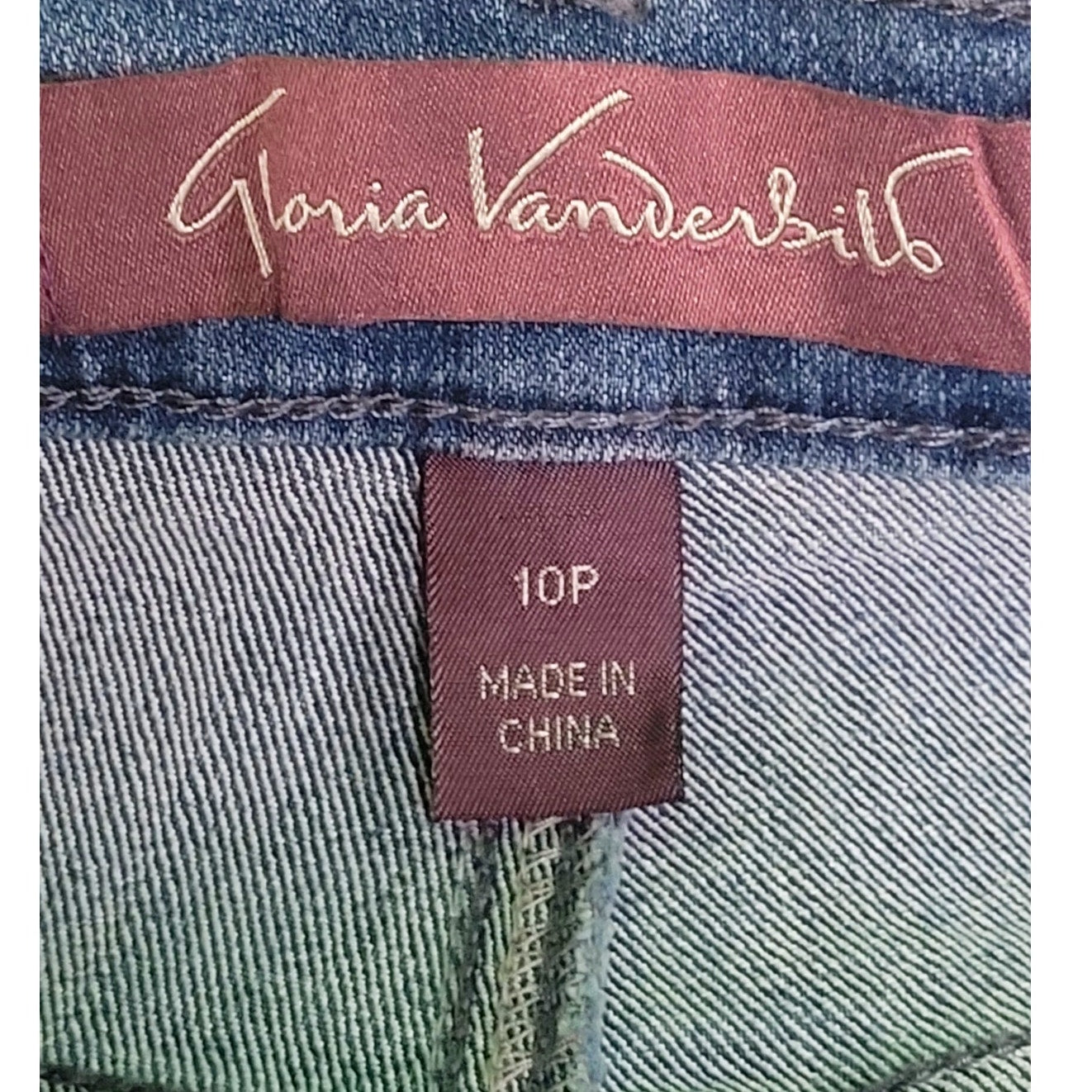 Gloria Vanderbilt Amanda Classic Women's Straight Denim Blue Jeans, Size 10P