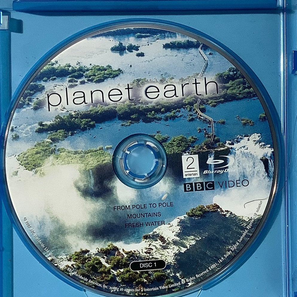 Planet Earth: Disc 1 and 4 of this BBC Series [2007 Blu-ray] Nature & Wildlife