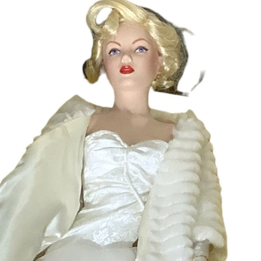 Franklin Heirloom Dolls: Marilyn Monroe All about Eve, Porcelain, No Box / Stand