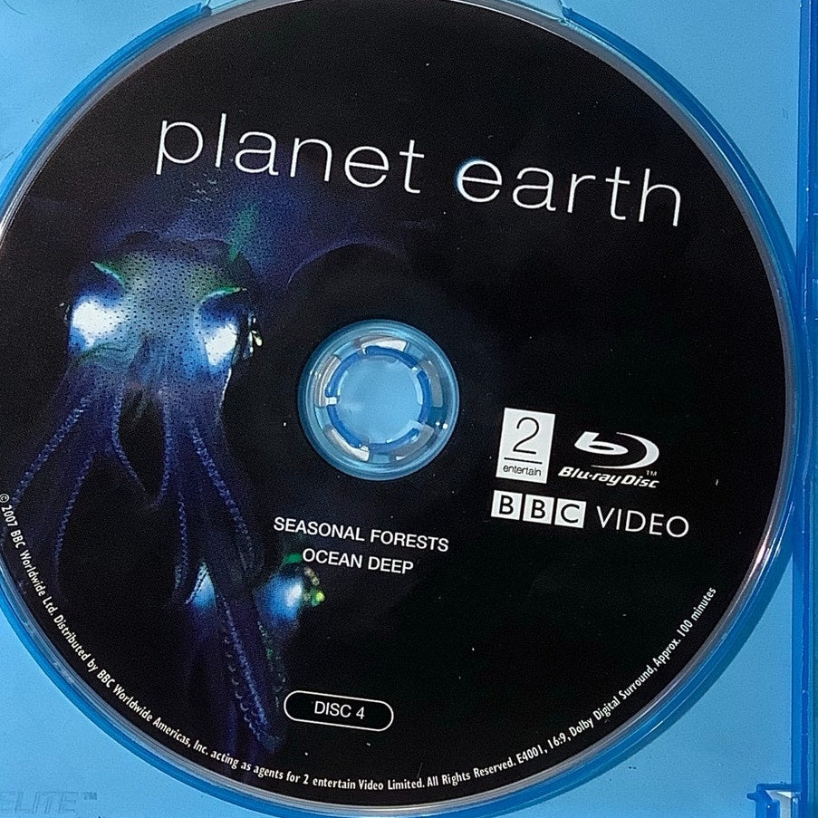 Planet Earth: Disc 1 and 4 of this BBC Series [2007 Blu-ray] Nature & Wildlife