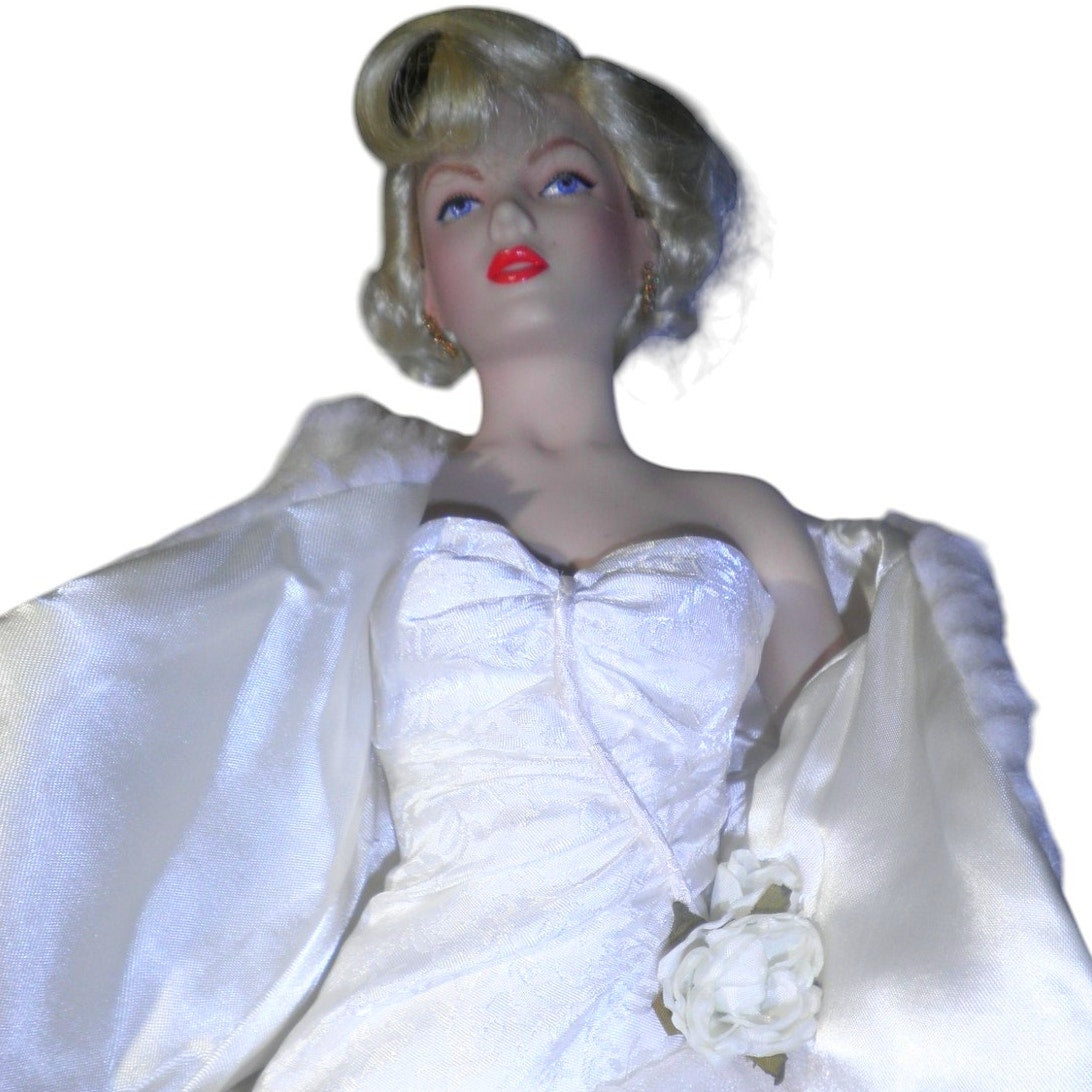 Franklin Heirloom Dolls: Marilyn Monroe All about Eve, Porcelain, No Box / Stand