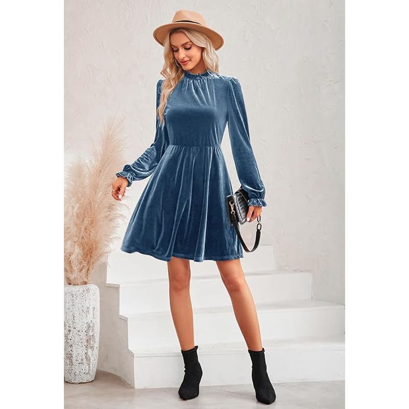 Women's Medium, Blue Velvet Dress Elastic Waistline, Long Sleeved Tunic Dress