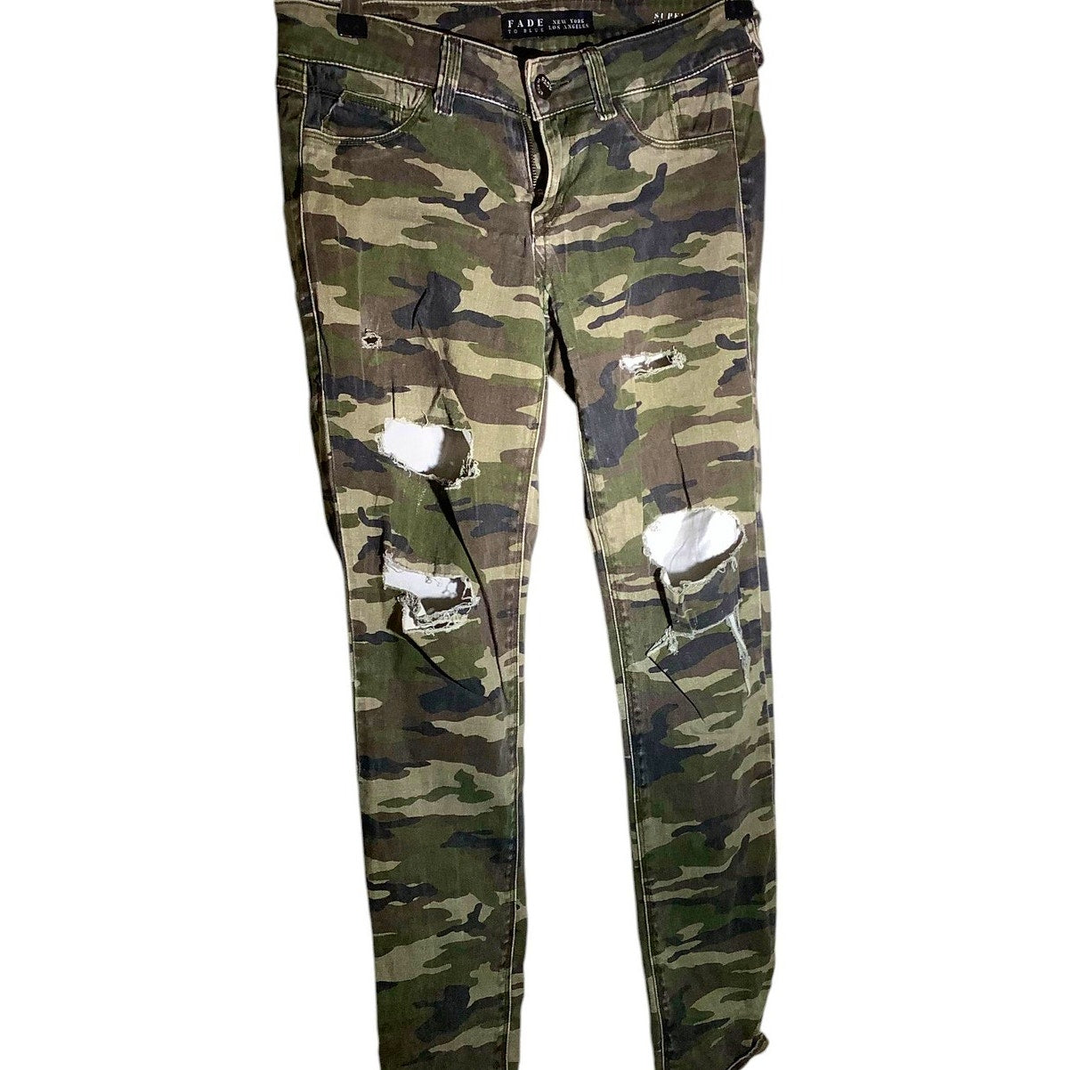 Women's Fade to Blue Woodland Camo Distressed Stretch Pants 29"W x 30"L