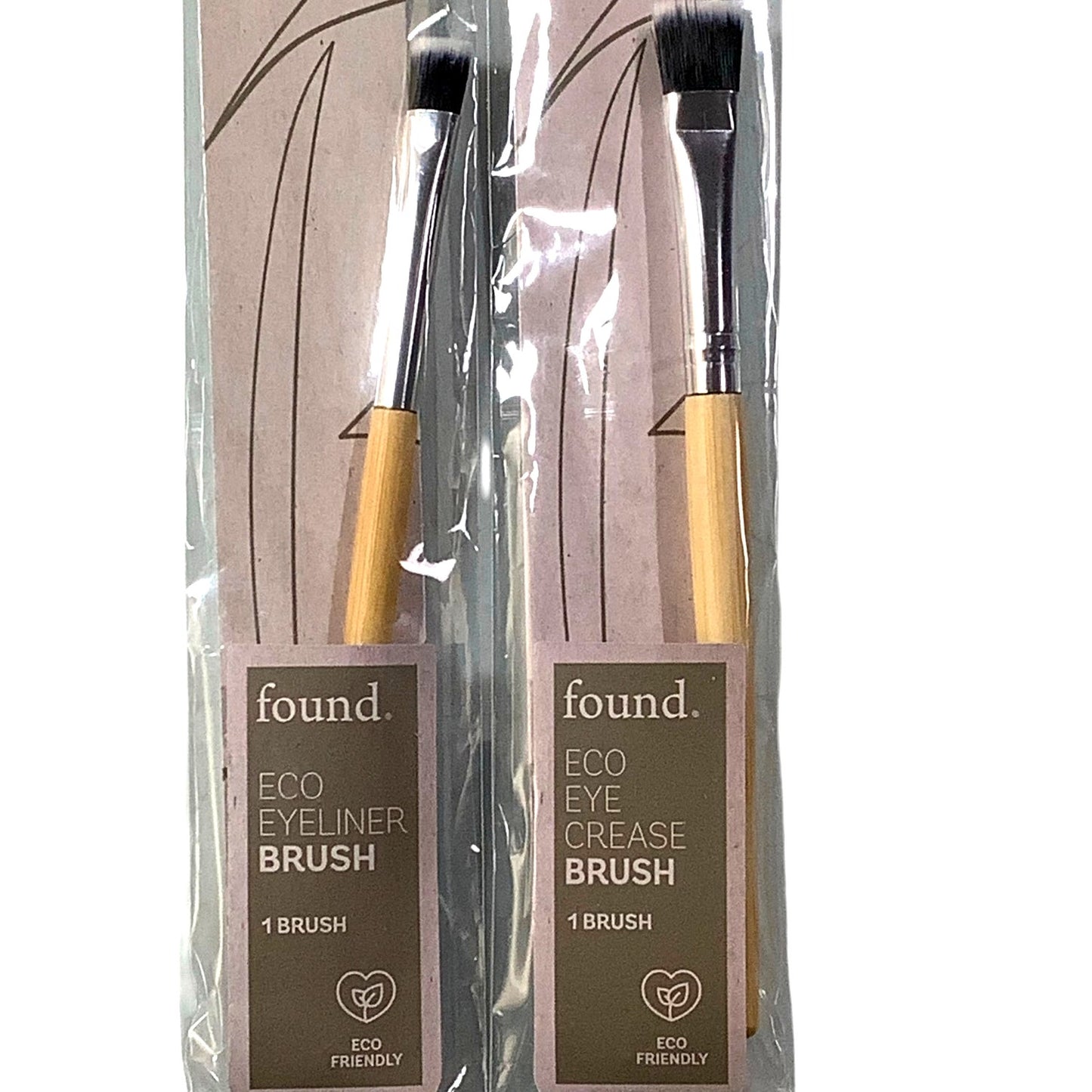 2-PK Makeup Brushes (1) Eyeliner Brush & (1) Crease Brush