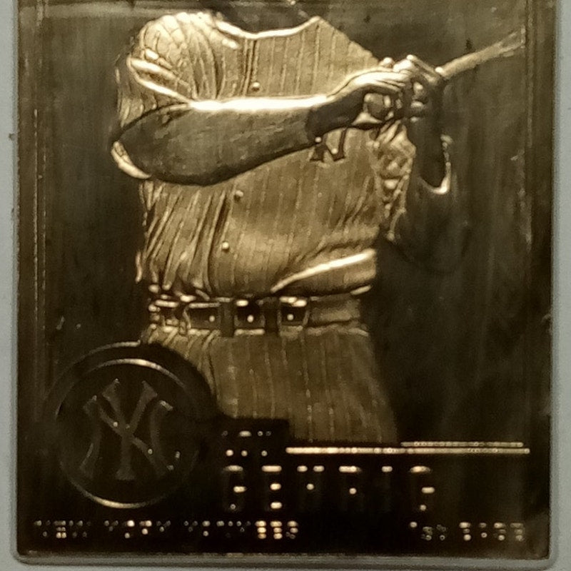 Lou Gehrig 1996 New York Yankees CMG Ind. 22k Gold Plated #43 Card. Still Sealed