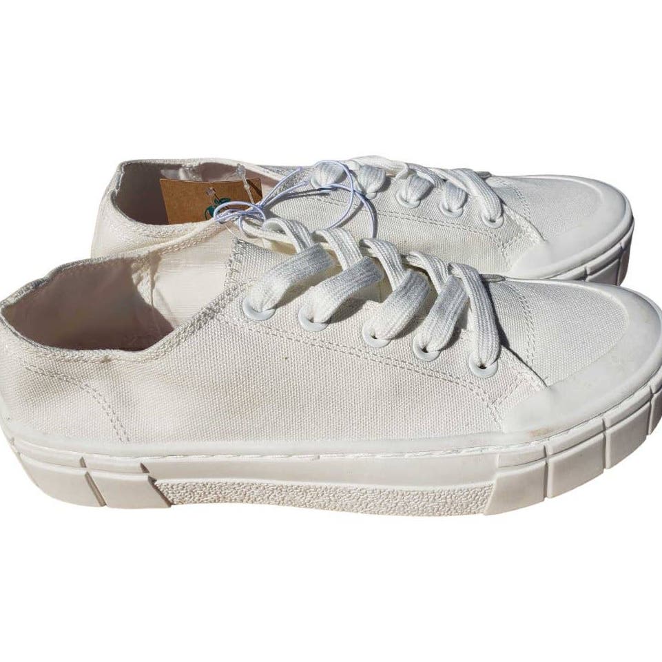 Mad Love Size 8 White Canvas Sneakers, Fran, Slip On w/ Lace Up Look + Free Ship