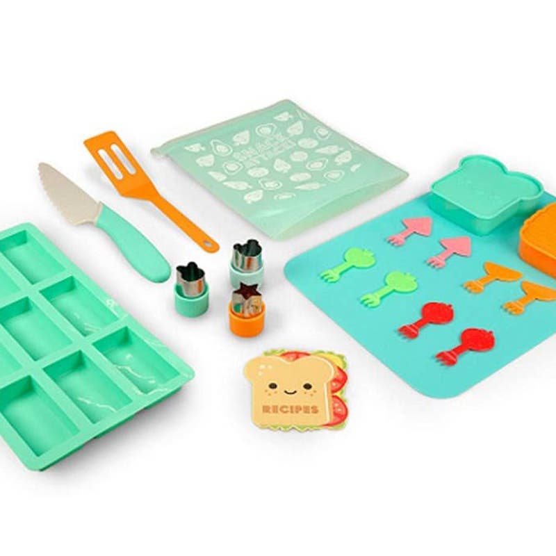 Foodie Friends Snack Attack! Kids Lunch, Snack Prep Shop Age 6+ - Free Ship