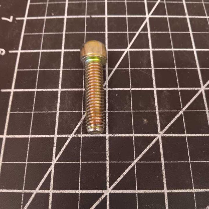 30-Pk: 3/8-16 x 1-1/2" Socket Full Thread Cap Yellow Zinc Socket Cap Screws